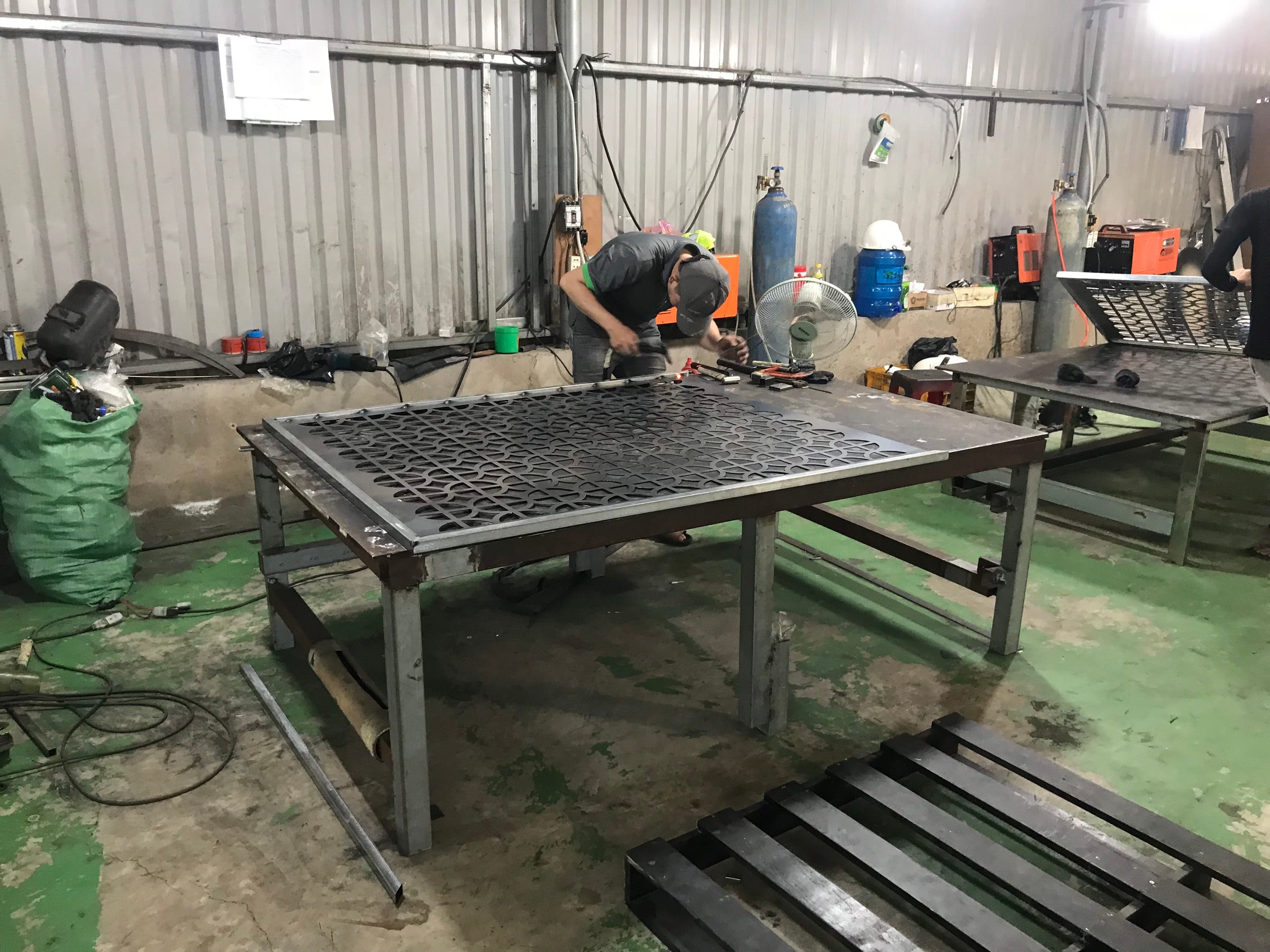 Welding area.jpg